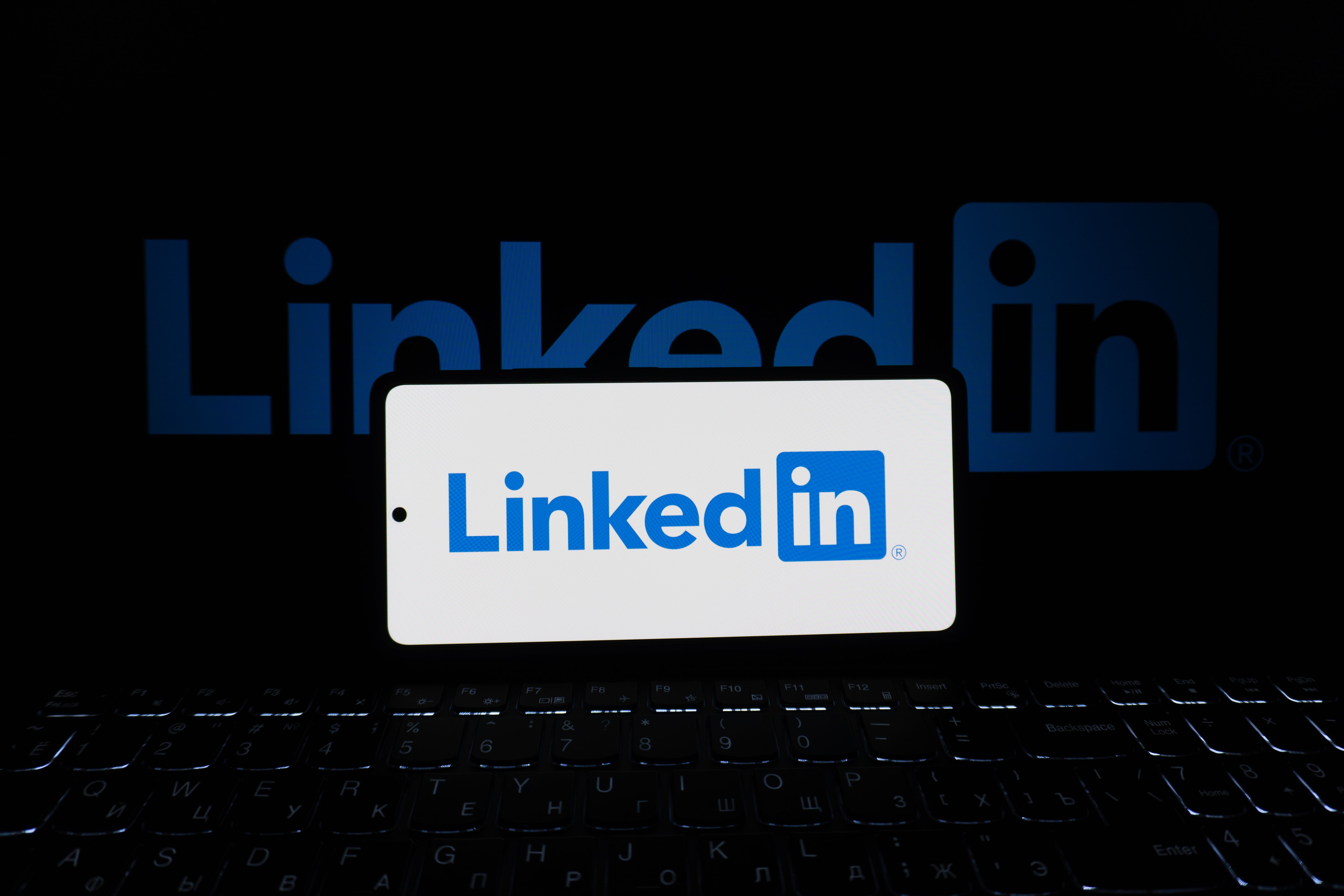 <p>The Best LinkedIn Content Doesn't Always Come From Experts</p>